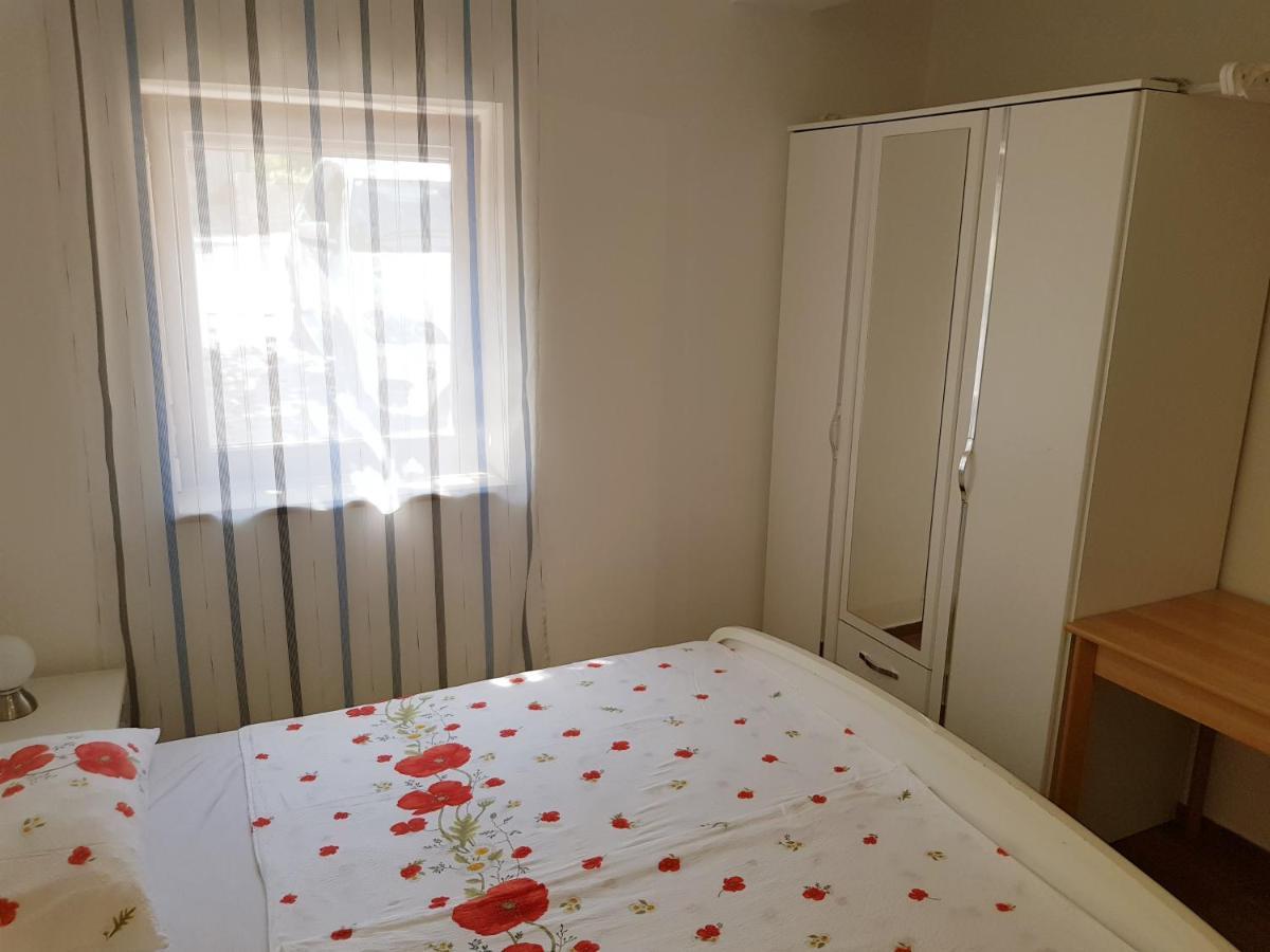 מאלי לוסיניי Apartments Vila Tisa מראה חיצוני תמונה