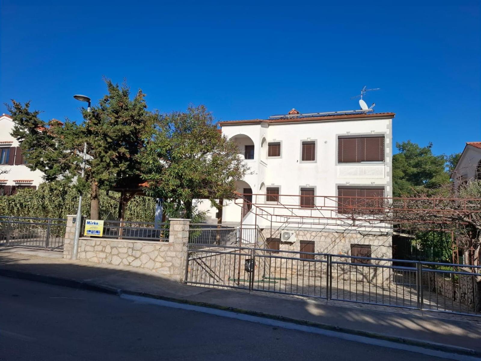 מאלי לוסיניי Apartments Vila Tisa מראה חיצוני תמונה