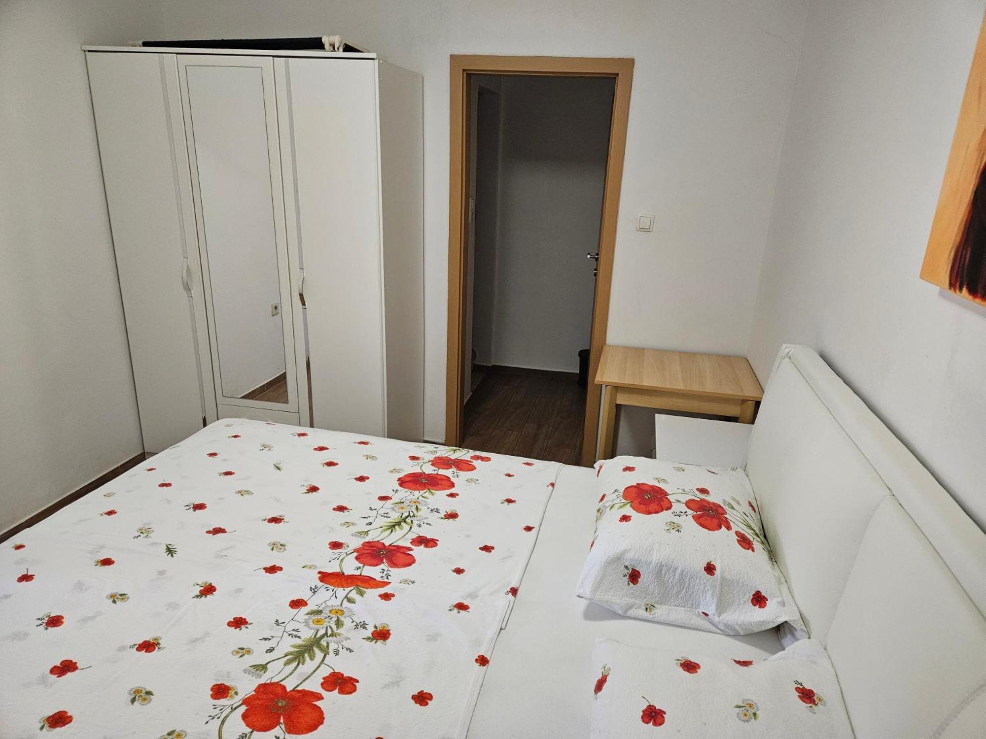 מאלי לוסיניי Apartments Vila Tisa מראה חיצוני תמונה