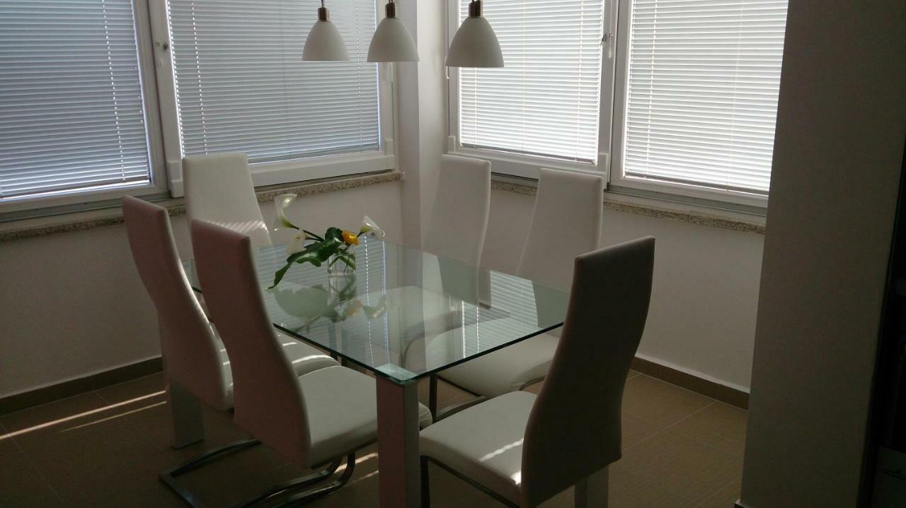 מאלי לוסיניי Apartments Vila Tisa מראה חיצוני תמונה