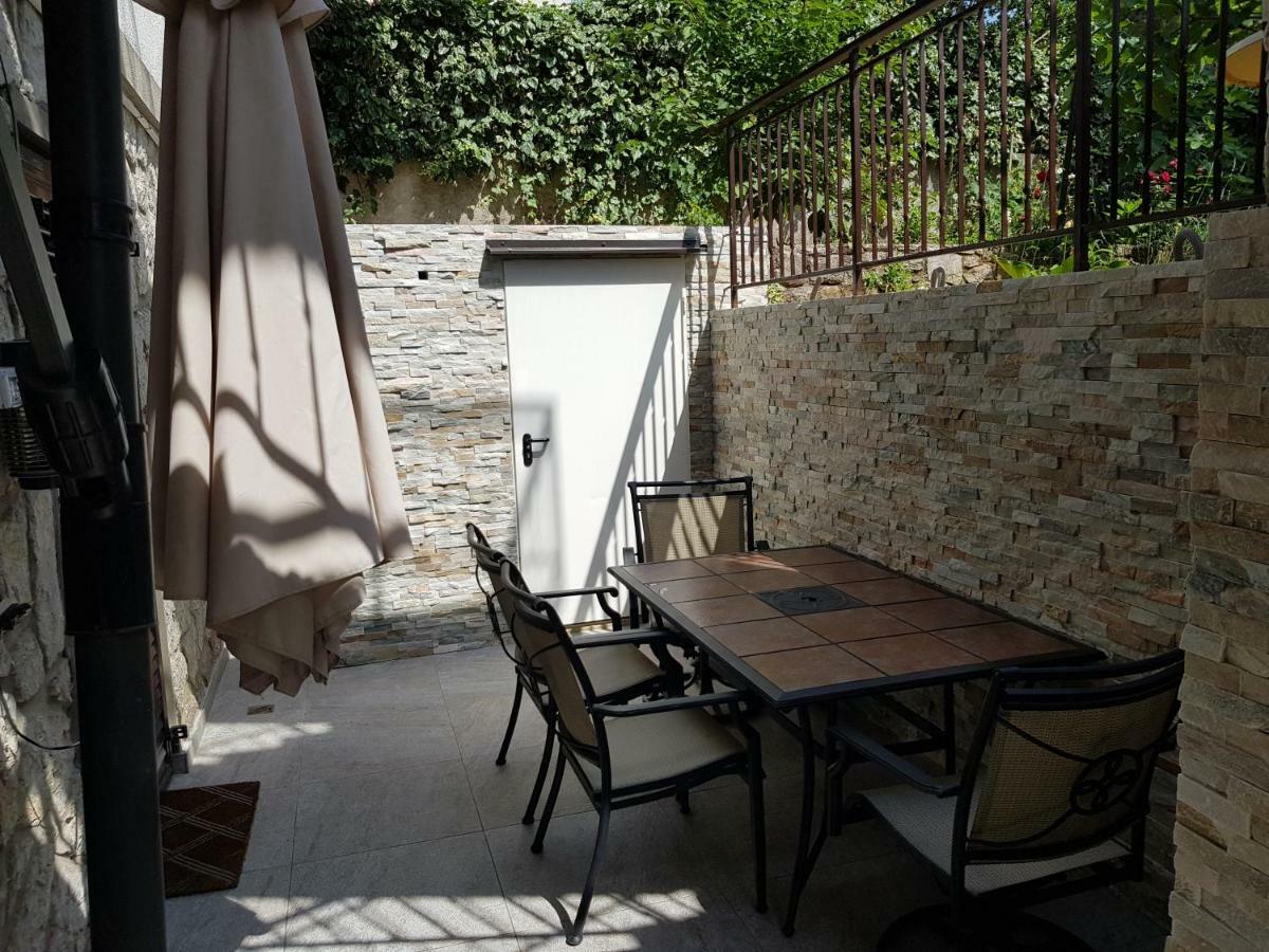 מאלי לוסיניי Apartments Vila Tisa מראה חיצוני תמונה